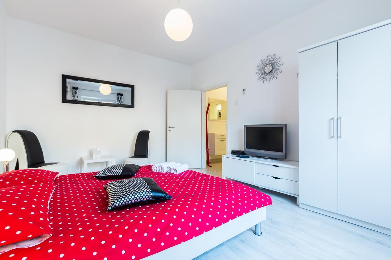 זאדאר Fifi Apartment W. Parking In Old Town מראה חיצוני תמונה