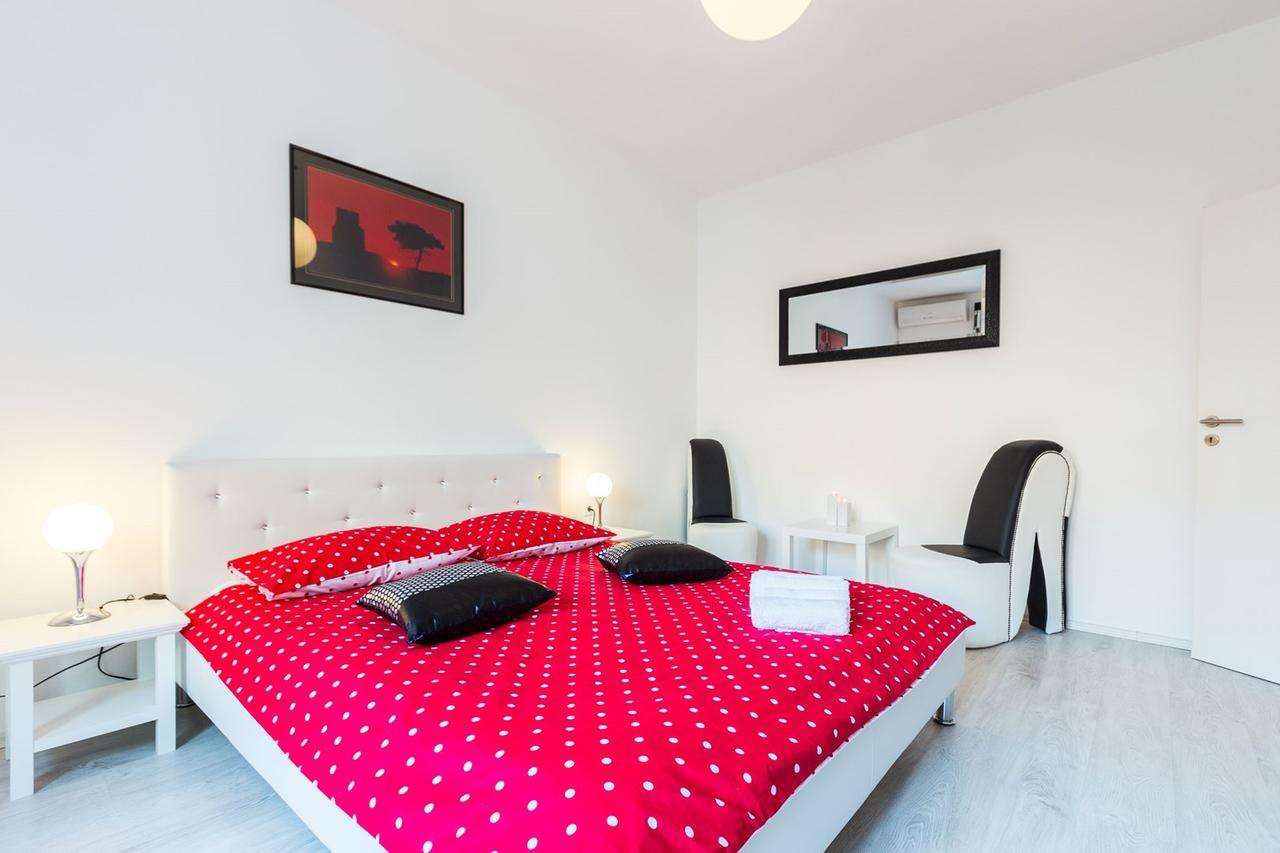 זאדאר Fifi Apartment W. Parking In Old Town מראה חיצוני תמונה
