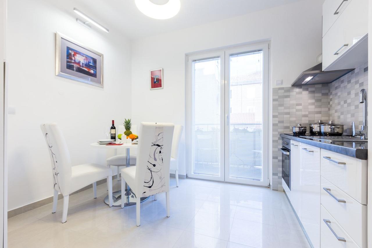 זאדאר Fifi Apartment W. Parking In Old Town חדר תמונה