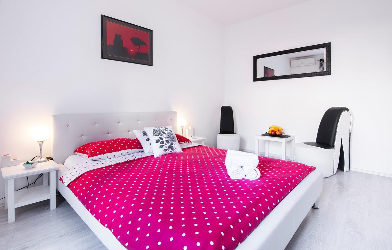 זאדאר Fifi Apartment W. Parking In Old Town מראה חיצוני תמונה