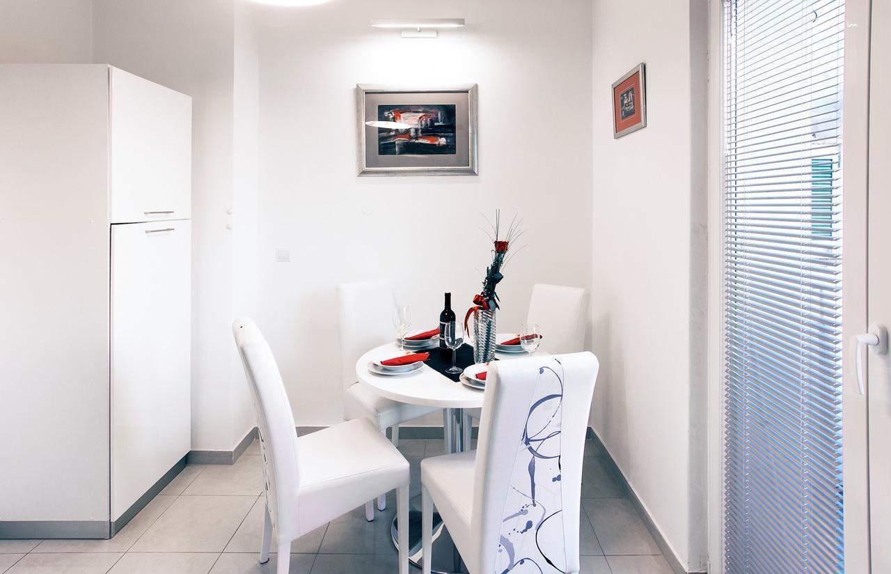 זאדאר Fifi Apartment W. Parking In Old Town מראה חיצוני תמונה